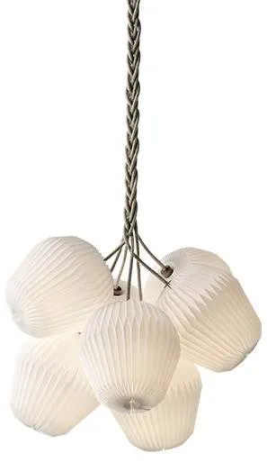 Le Klint THE BOUQUET Medium Kronleuchter mit 7 Papierschirmen